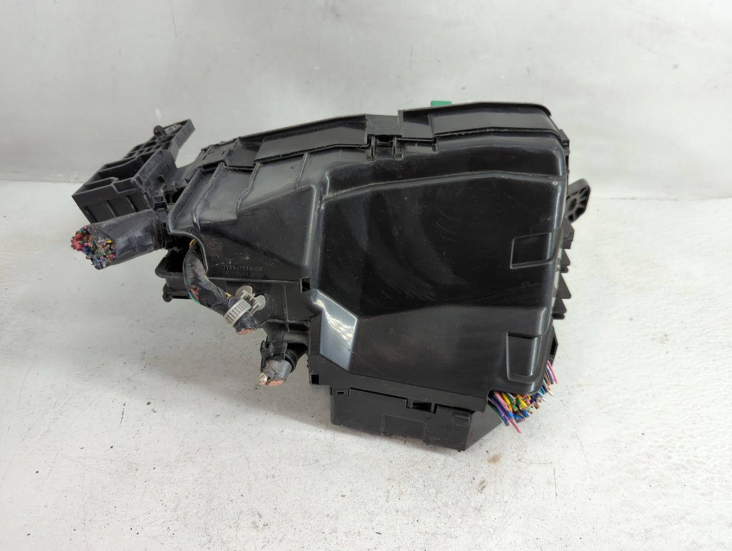 2013-2022 Mazda Cx-5 Fusebox Fuse Box Panel Relay Module P/N:KGC2-6676Y Fits OEM Used Auto Parts - Oemusedautoparts1.com