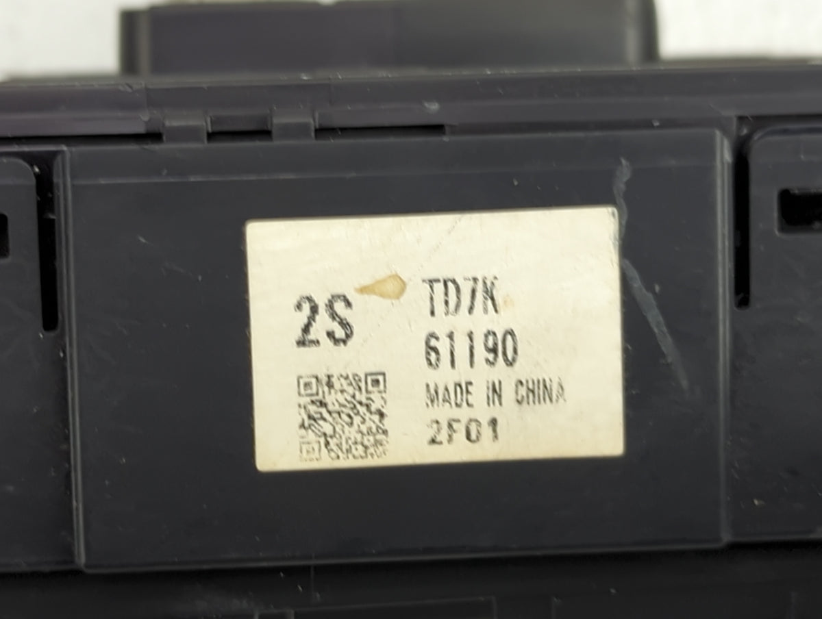 2022 Mazda Cx-9 Climate Control Module Temperature AC/Heater Replacement P/N:TD7K 61190 Fits OEM Used Auto Parts - Oemusedau