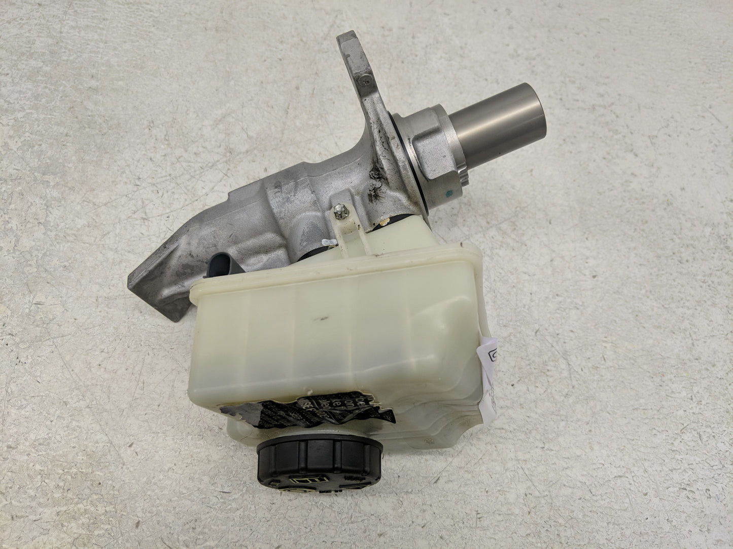 2020-2022 Mercedes-benz Gle350 Brake Master Cylinder - Oemusedautoparts1.com