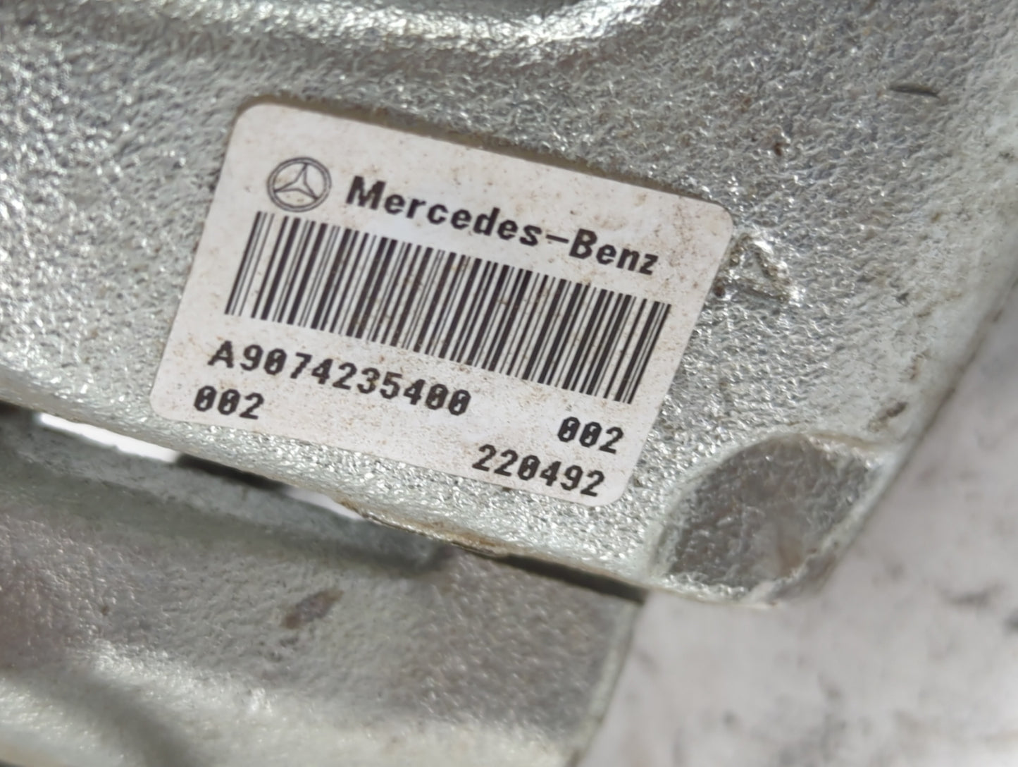 2022 Mercedes-benz Mb3500 Rear Passenger Right Brake Caliper - Oemusedautoparts1.com