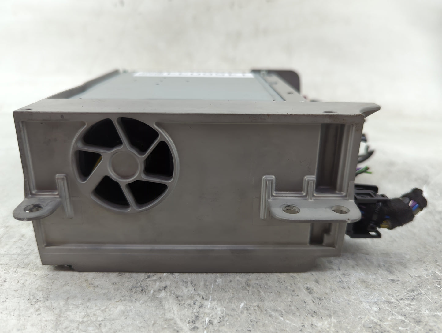 2022 Mercedes-Benz Sl-Class Radio AM FM Cd Player Receiver Replacement P/N:A2969004903 A2069013006 Fits OEM Used Auto Parts
