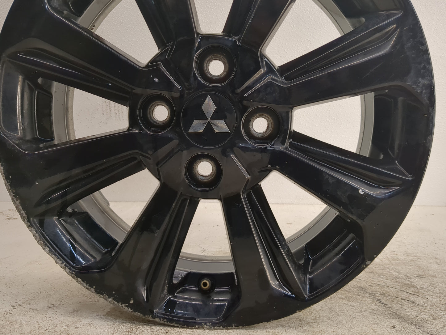 2021-2022 Mitsubishi Mirage Oem Wheel Rim - Oemusedautoparts1.com