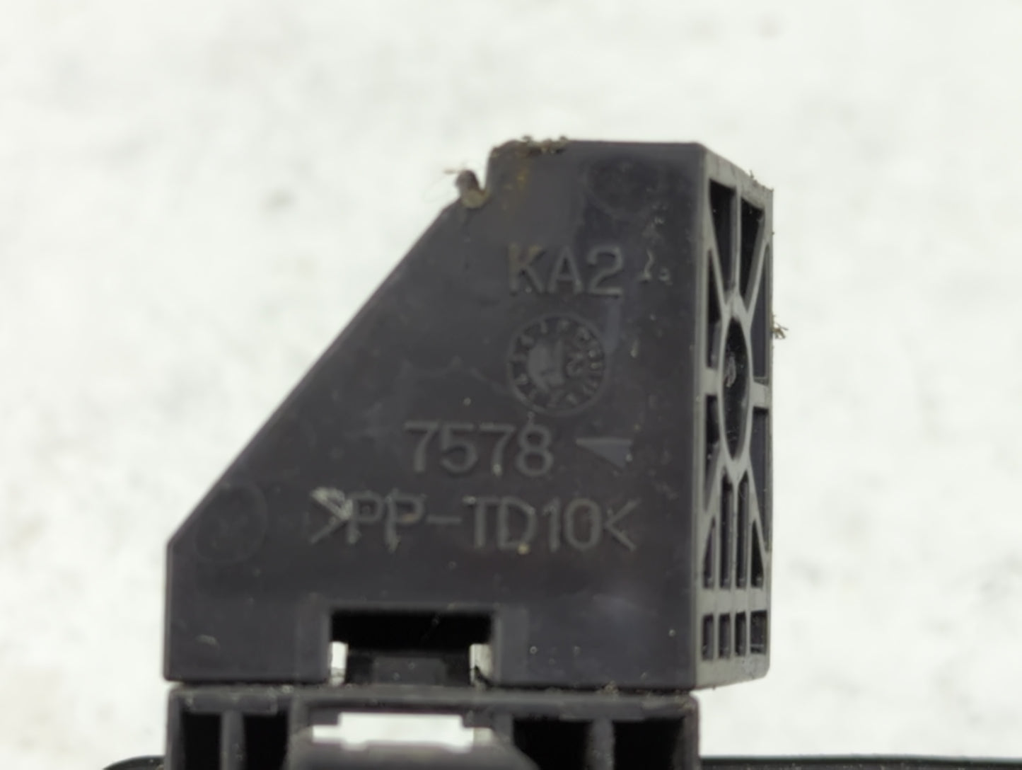 2014 Mitsubishi Mirage Fusebox Fuse Box Panel Relay Module Fits OEM Used Auto Parts - Oemusedautoparts1.com