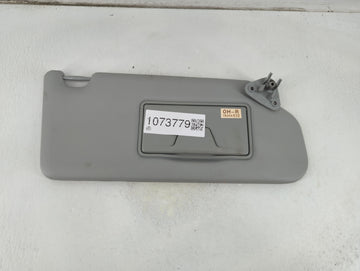 2022 Mitsubishi Outlander Sport Sun Visor Shade Replacement Passenger Right Mirror Fits OEM Used Auto Parts