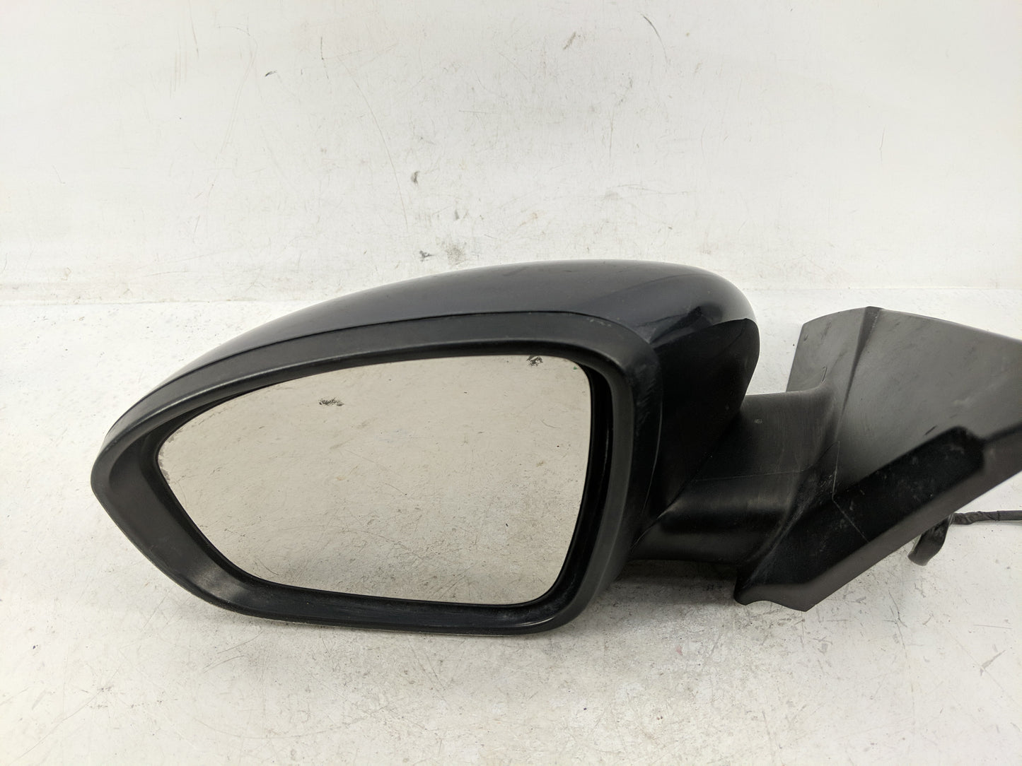2022 Nissan Altima Side Mirror Replacement Driver Left View Door Mirror P/N:IIIE11048786 Fits OEM Used Auto Parts - Oemuseda