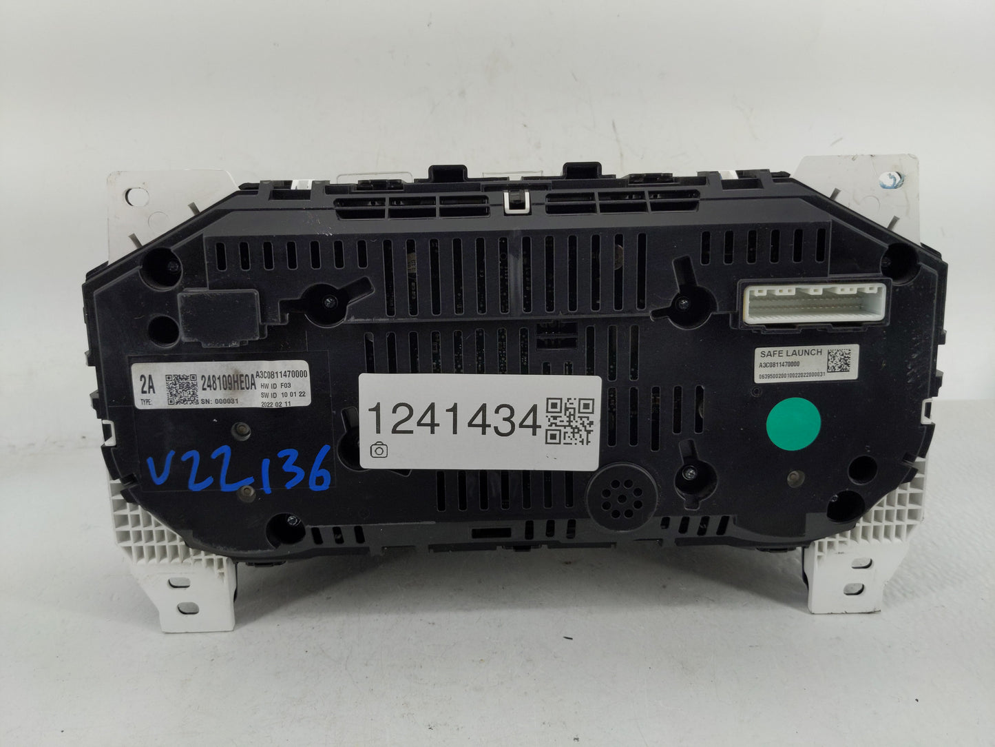 2021-2022 Nissan Altima Instrument Cluster Speedometer Gauges Fits Fits 2021 2022 OEM Used Auto Parts - Oemusedautoparts1.co