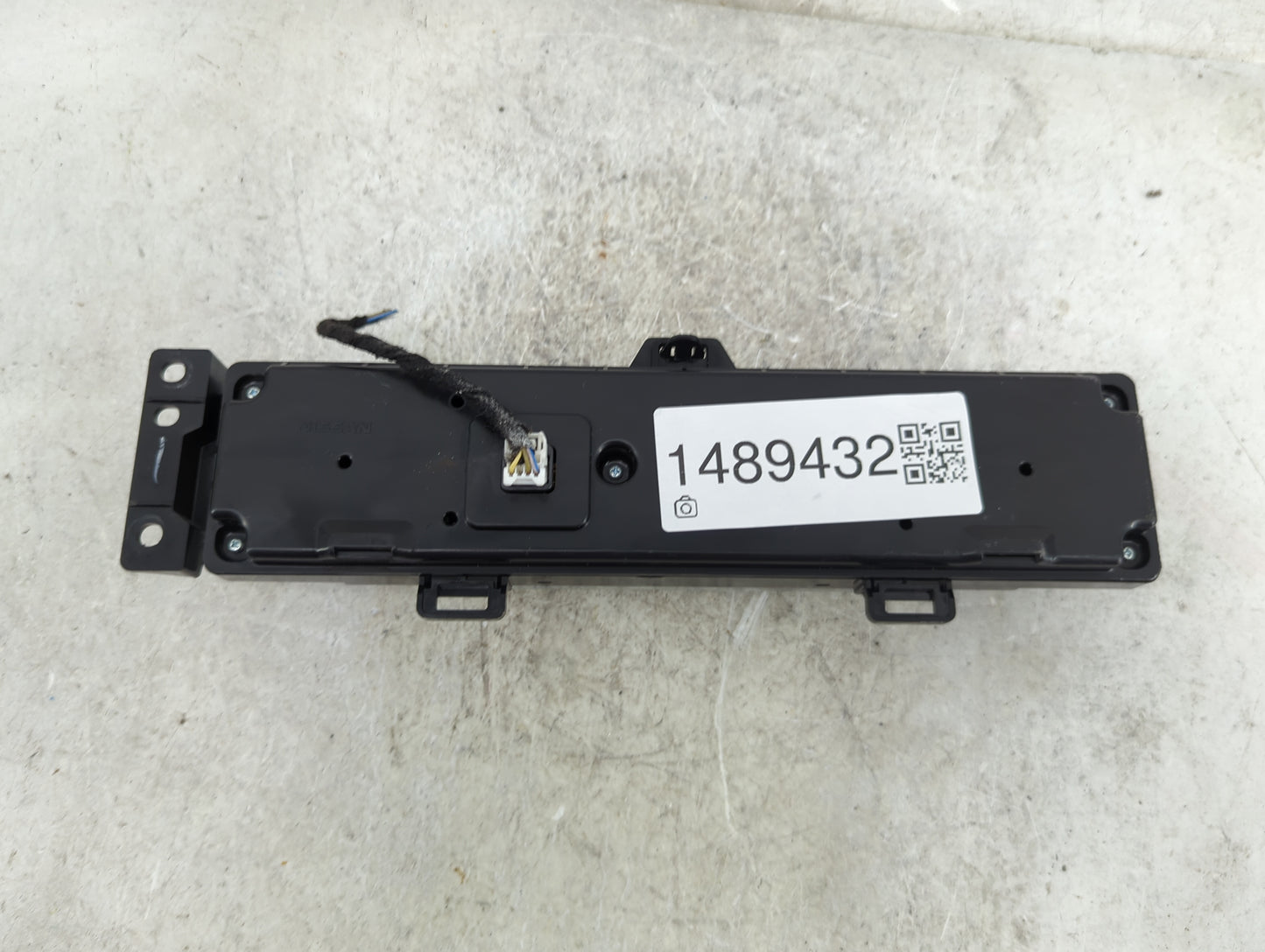 2019-2022 Nissan Altima Climate Control Module Temperature AC/Heater Replacement Fits Fits 2019 2020 2021 2022 OEM Used Auto