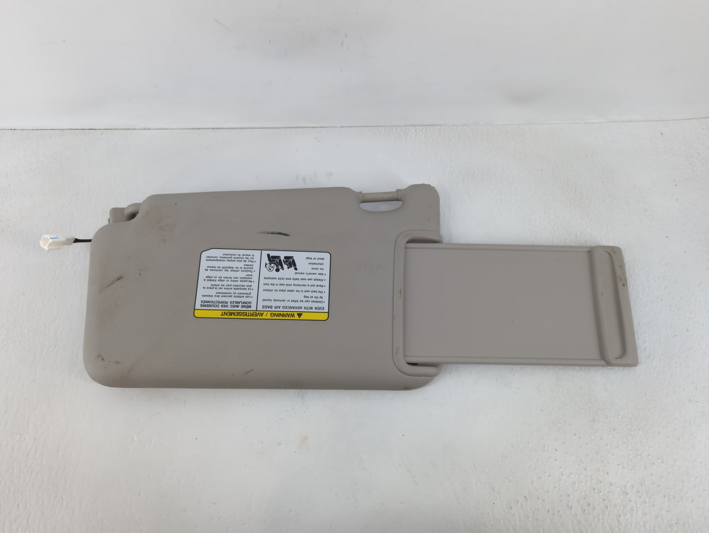 2018-2021 Nissan Kicks Sun Visor Shade Replacement Passenger Right Mirror Fits Fits 2018 2019 2020 2021 OEM Used Auto Parts