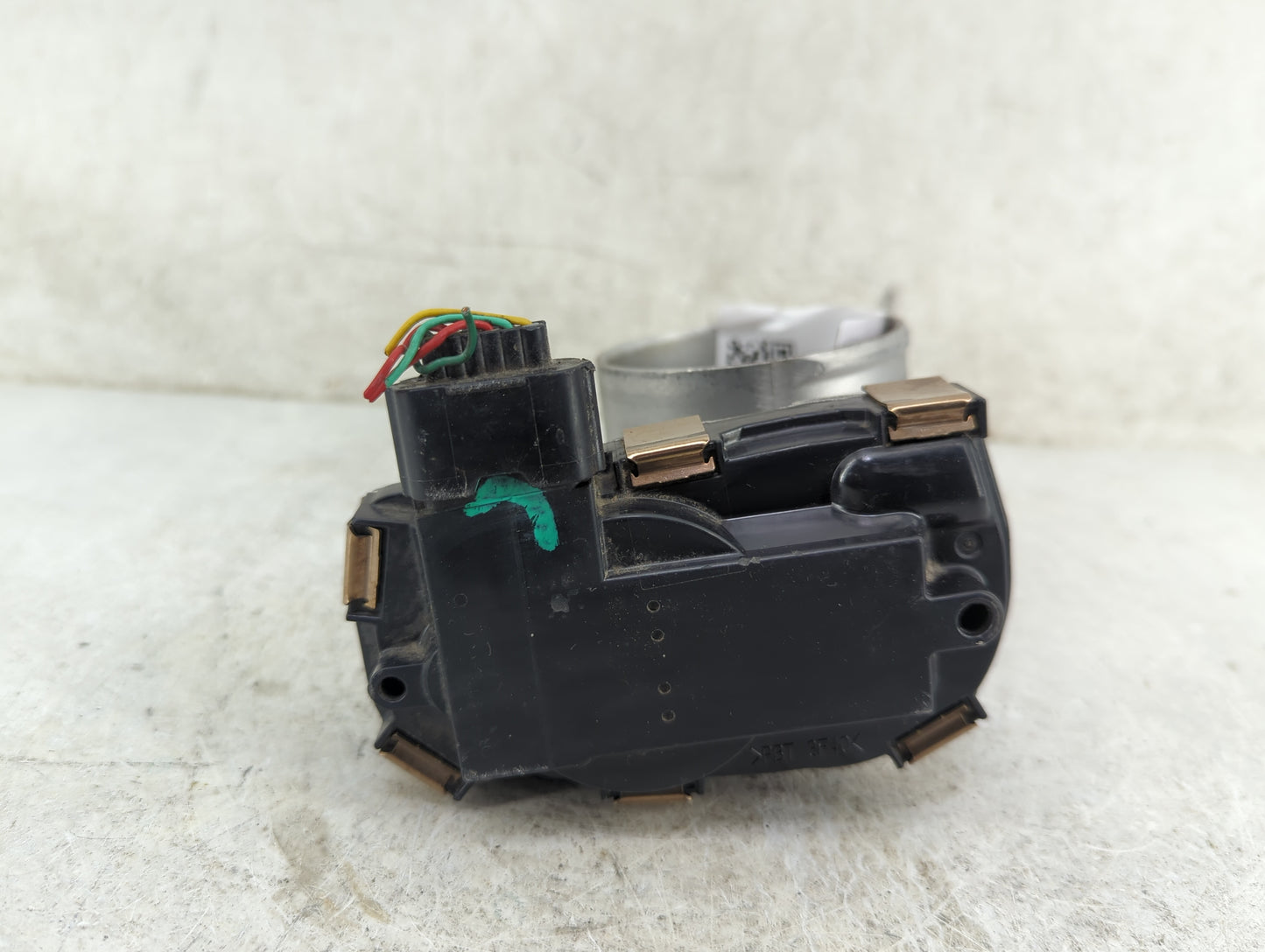 2022 Nissan Rogue Throttle Body Fits OEM Used Auto Parts - Oemusedautoparts1.com