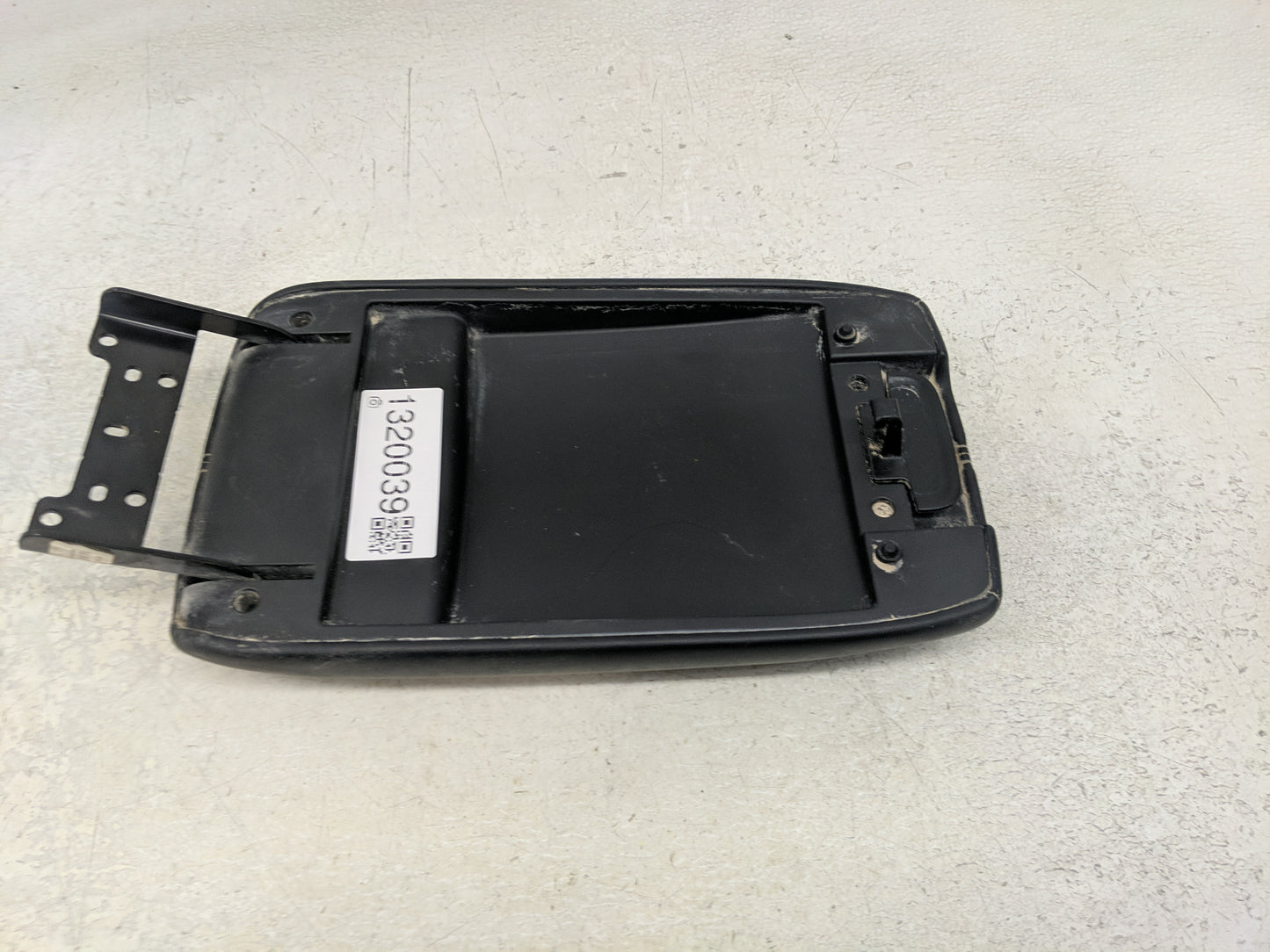 2022 Nissan Sentra Center Console Armrest Cover Lid Fits OEM Used Auto Parts - Oemusedautoparts1.com