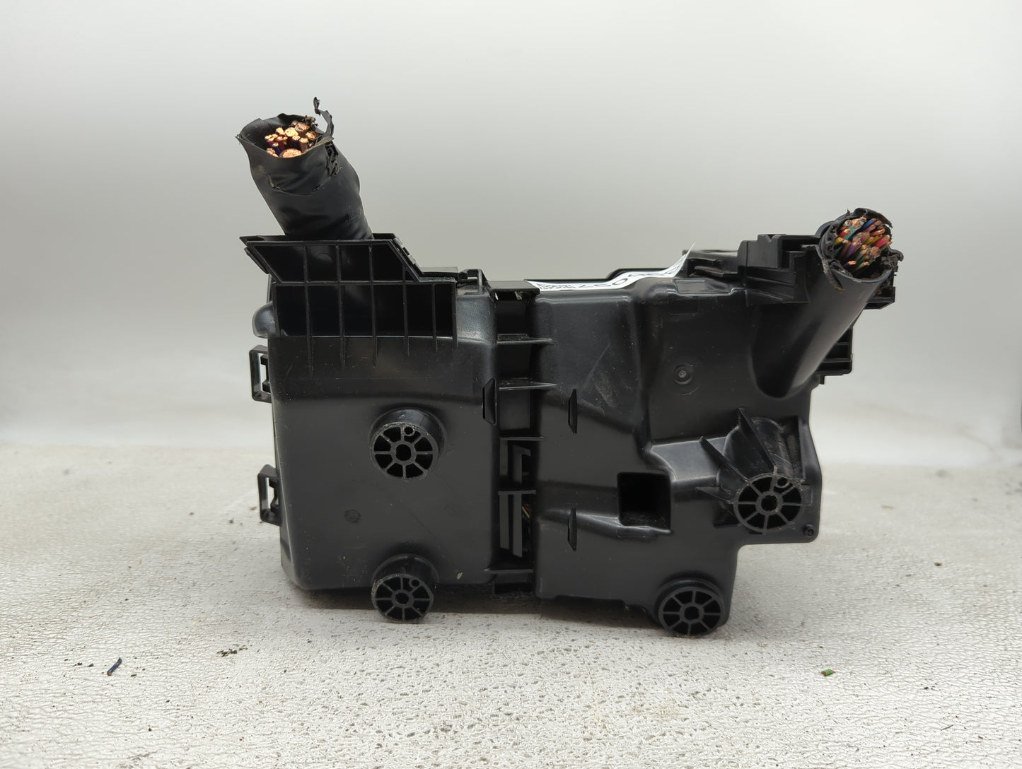 2020-2022 Nissan Sentra Fusebox Fuse Box Panel Relay Module P/N:24371 6LB0A Fits Fits 2020 2021 2022 OEM Used Auto Parts - O