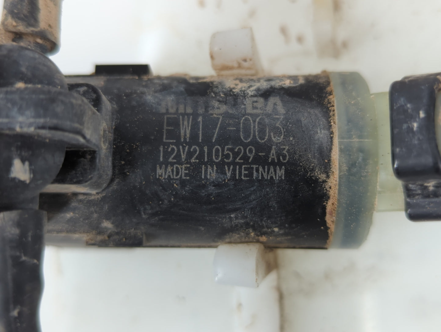 2022 Subaru Legacy Windshield Washer Fluid Reservoir Bottle Oem - Oemusedautoparts1.com