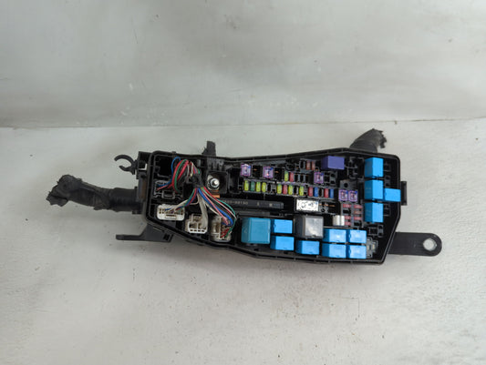 2018-2022 Toyota Camry Fusebox Fuse Box Panel Relay Module Fits Fits 2018 2019 2020 2021 2022 OEM Used Auto Parts