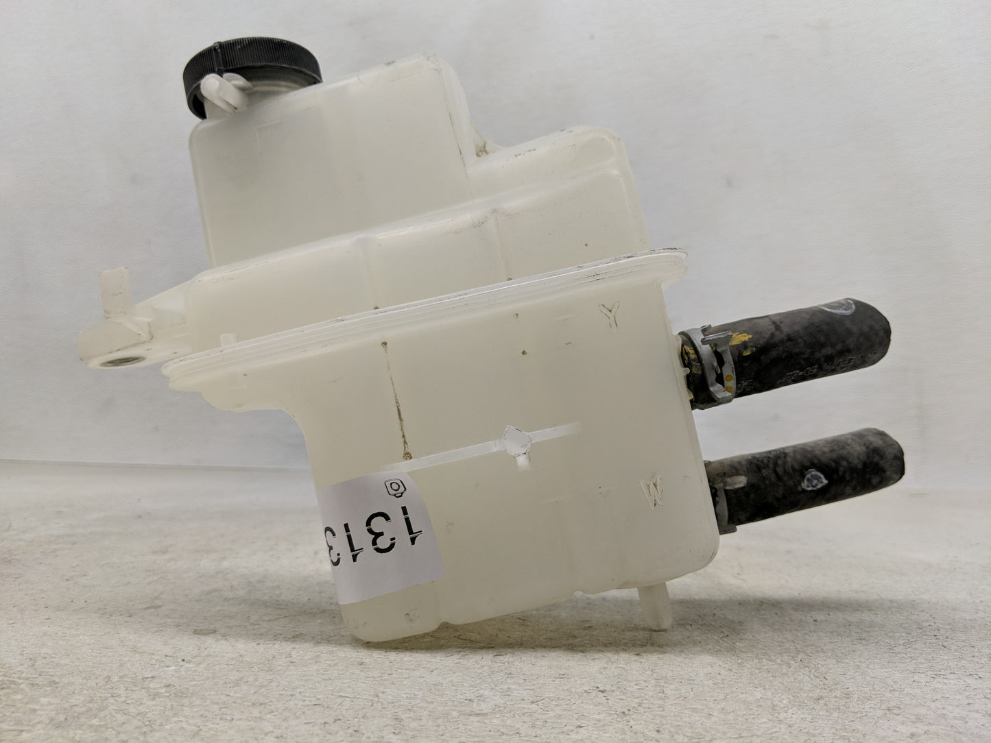 2018-2022 Toyota Camry Radiator Coolant Overflow Expansion Tank Bottle 1313173 - Oemusedautoparts1.com