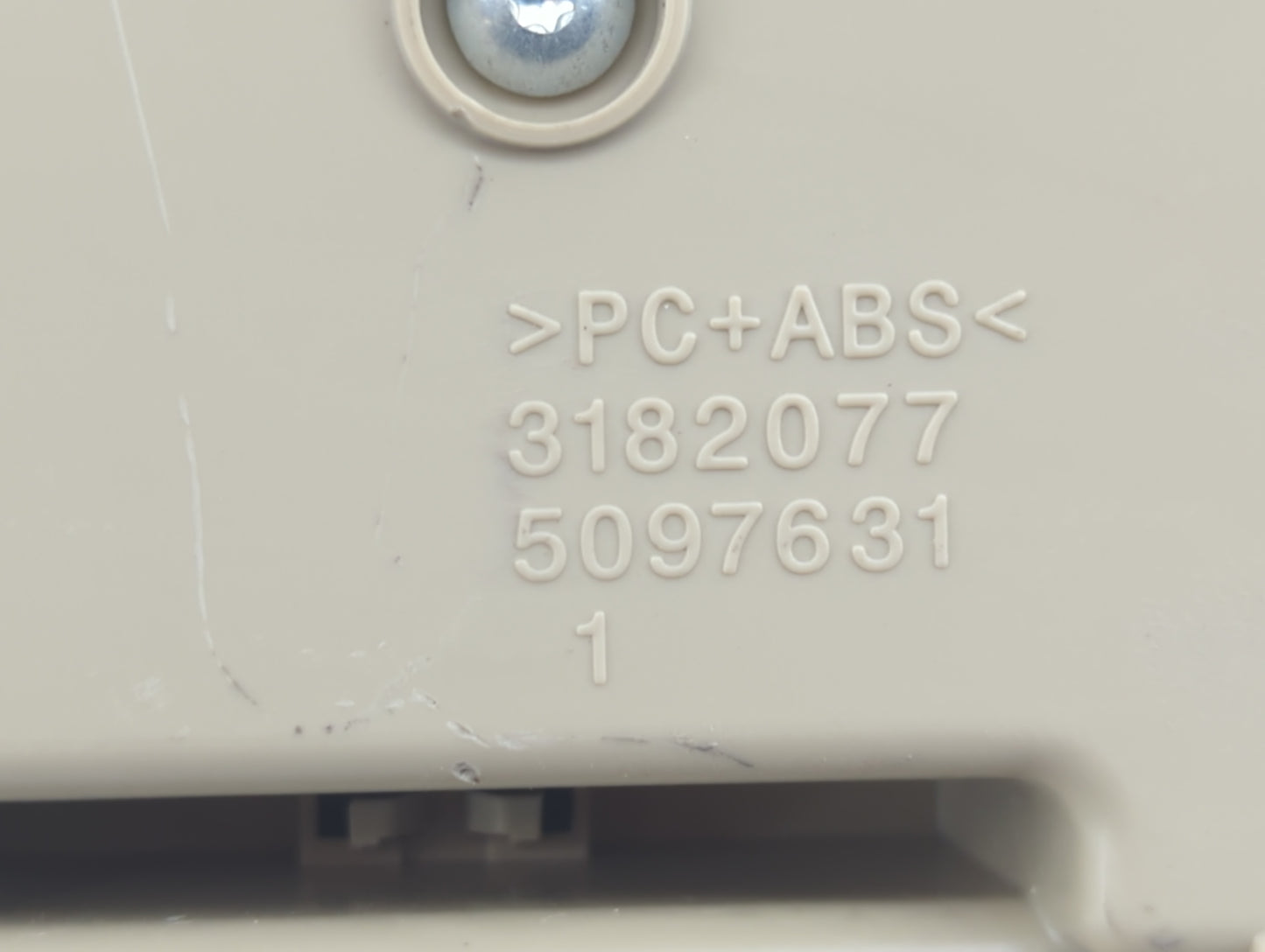 2022 Toyota Camry Overhead Roof Console - Oemusedautoparts1.com