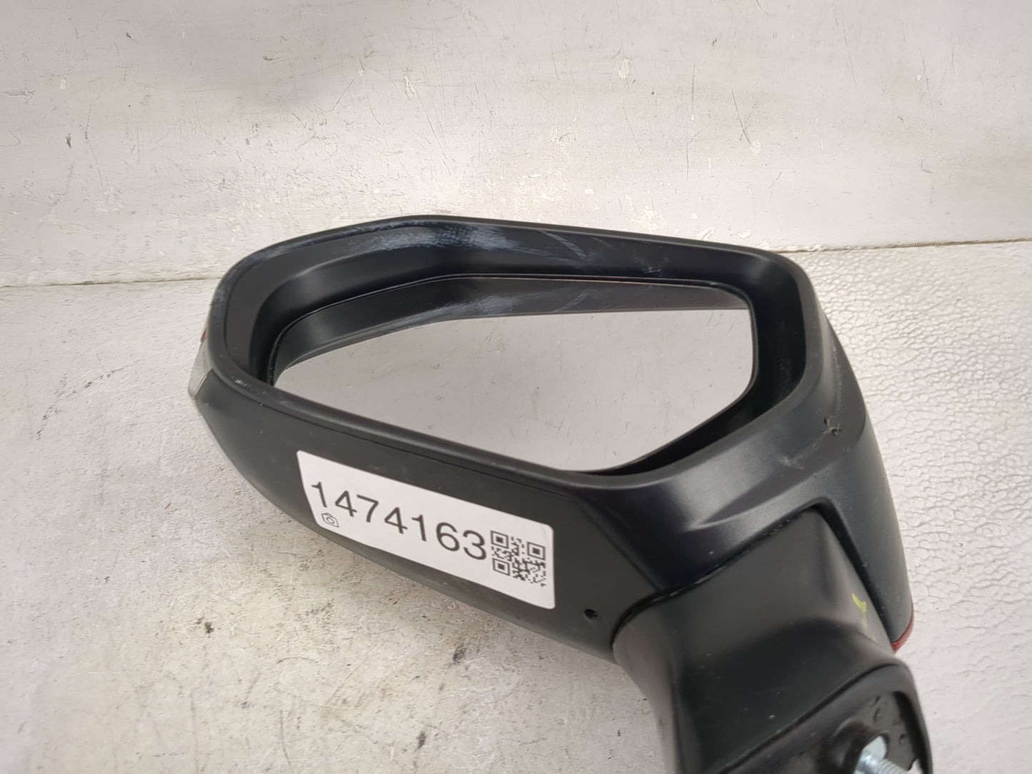 2018-2022 Toyota Camry Driver Side View Mirror - Left Door Mirror OEM Used - Oemusedautoparts1.com