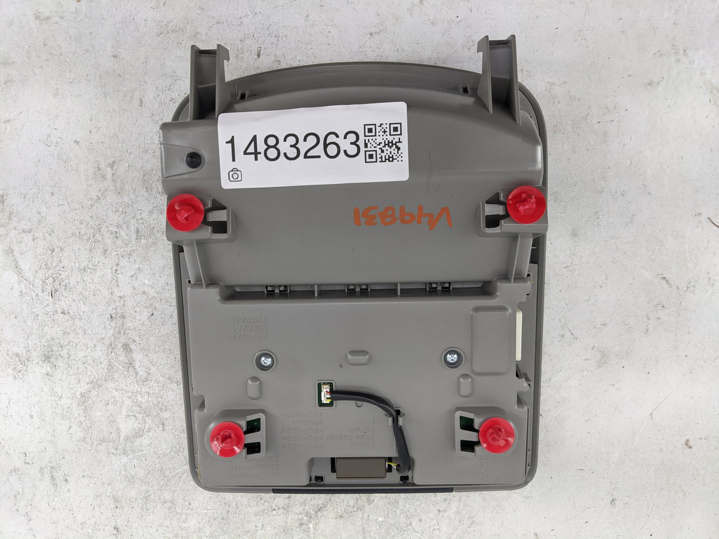 2022 Toyota Camry Overhead Roof Console Gray 1483263 - Oemusedautoparts1.com