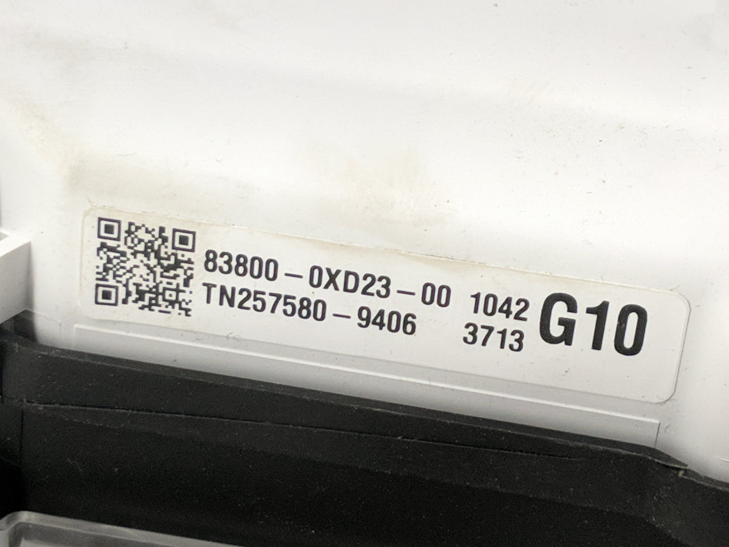 2019-2022 Toyota Camry Instrument Cluster Speedometer Gauges P/N:83800-0XD23-00 TN257580-9406 Miles: Fits Fits 2019 2020 202