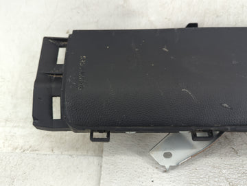 2022 Toyota Corolla Cross Air Bag Passenger Right Knee OEM P/N:SAB ASP-2 0080.P1.12.0003 Fits OEM Used Auto Parts