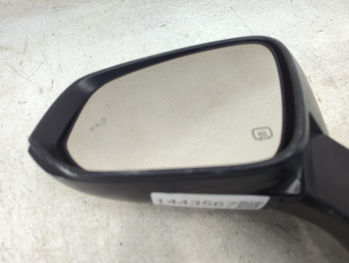 2020-2022 Toyota Highlander Driver Side View Mirror - Left Door Mirror OEM Used - Oemusedautoparts1.com