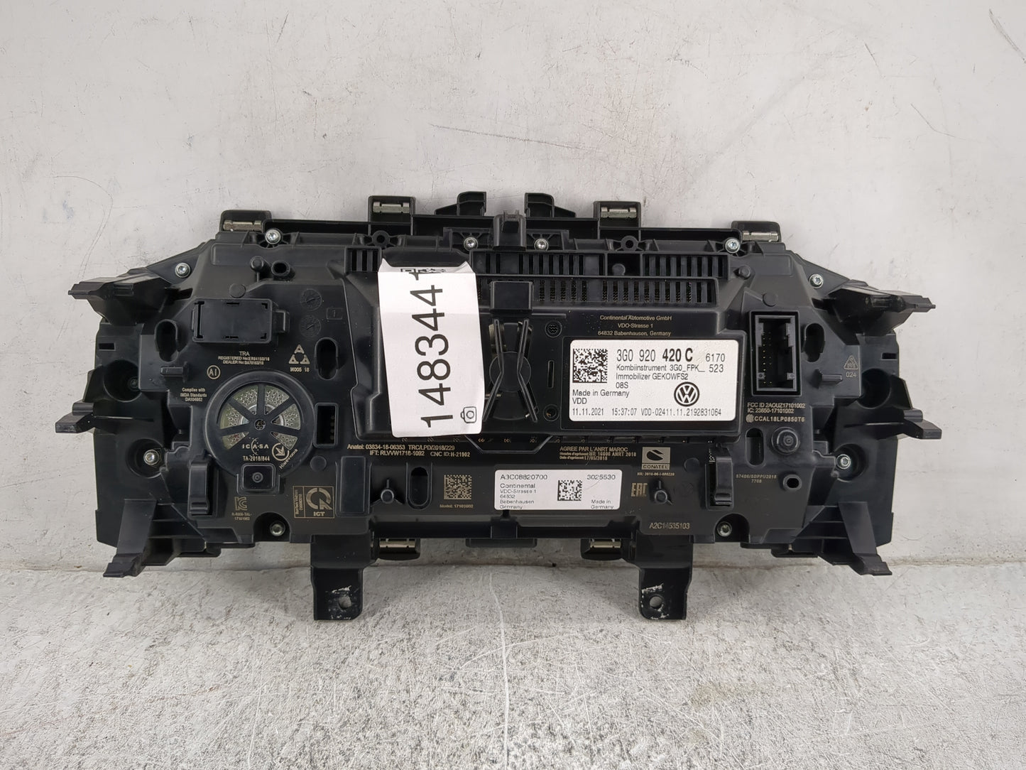 2022 Volkswagen Atlas Instrument Cluster Speedometer Gauges P/N:3G0920420C A2C19489908, A2C14515103, A3C08820700 Miles: Fits