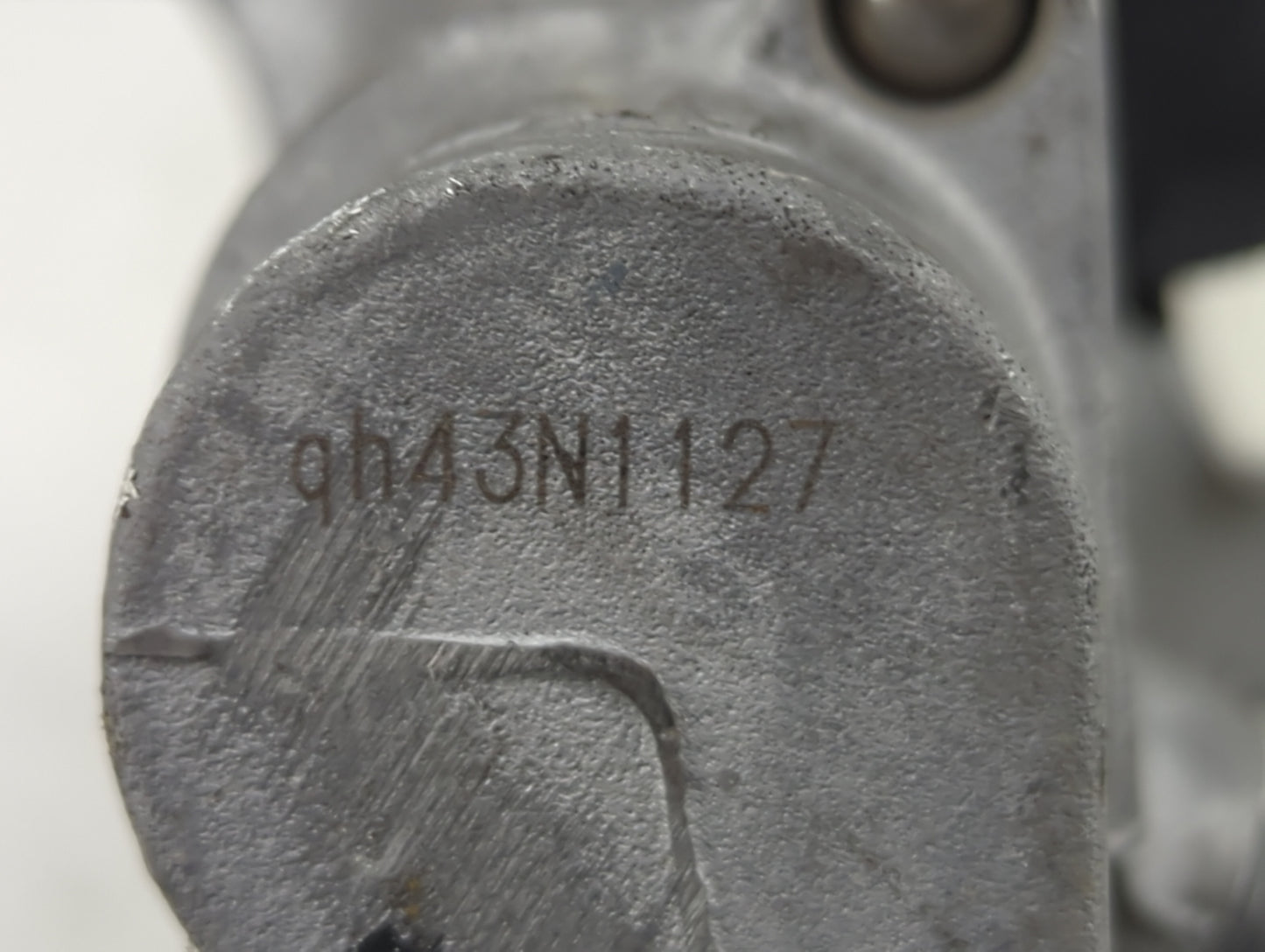 2018-2022 Volkswagen Tiguan Brake Master Cylinder 1489100 - Oemusedautoparts1.com