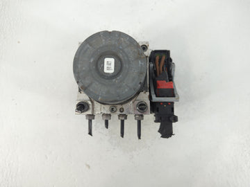 2021-2022 Volkswagen Tiguan ABS Pump Control Module Replacement P/N:5Q0 614 517 GB Fits Fits 2021 2022 OEM Used Auto Parts