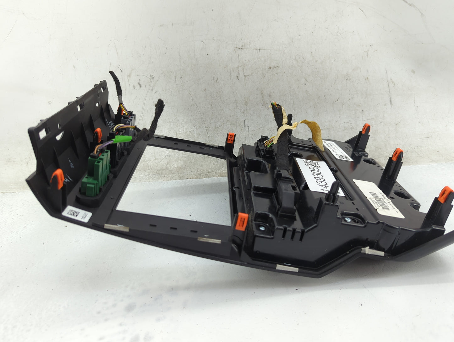2023 Cadillac Lyriq Climate Control Module Temperature AC/Heater Replacement P/N:KL3T-18E245-BDD 17027593-04 Fits OEM Used A