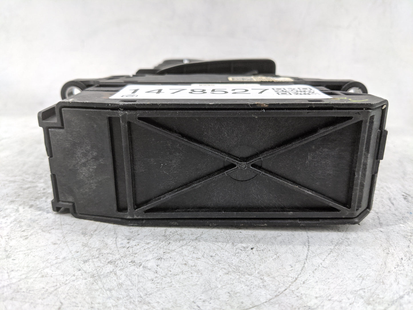 2023 Cadillac Xt5 Floor Console Assembly Shifter - Oemusedautoparts1.com