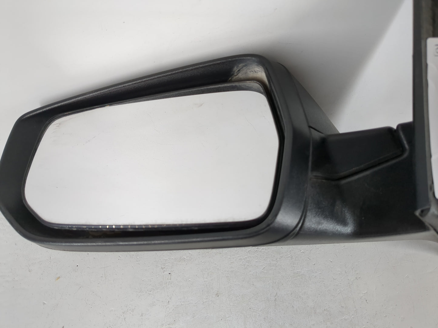2016-2021 Chevrolet Malibu Driver Side View Mirror - Left Door Mirror OEM Used - Oemusedautoparts1.com