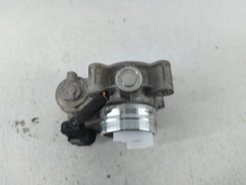 2016-2021 Chevrolet Malibu Throttle Body P/N:12671379AA Fits Fits 2016 2017 2018 2019 2020 2021 2022 OEM Used Auto Parts
