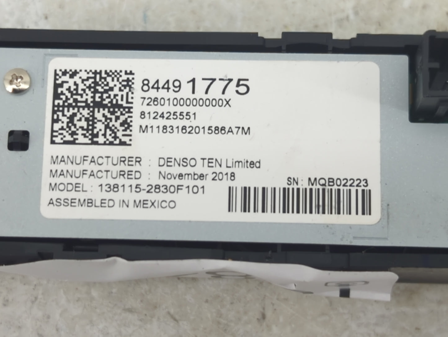 2023 Chevrolet Silverado 1500 Radio AM FM Cd Player Receiver Replacement P/N:84491775 Fits OEM Used Auto Parts - Oemusedauto