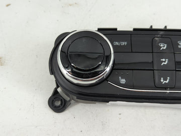 2021-2022 Chevrolet Trailblazer Climate Control Module Temperature AC/Heater Replacement P/N:42775574 Fits Fits 2021 2022 OEM Used Auto Parts