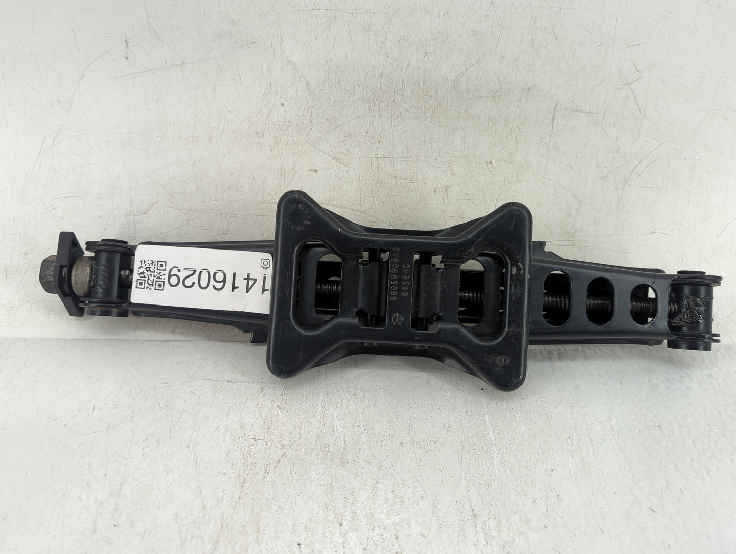 2023 Dodge Charger Spare Scissor Car Jack - Oemusedautoparts1.com