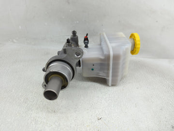 Dodge Ram 1500 Brake Master Cylinder 1310760