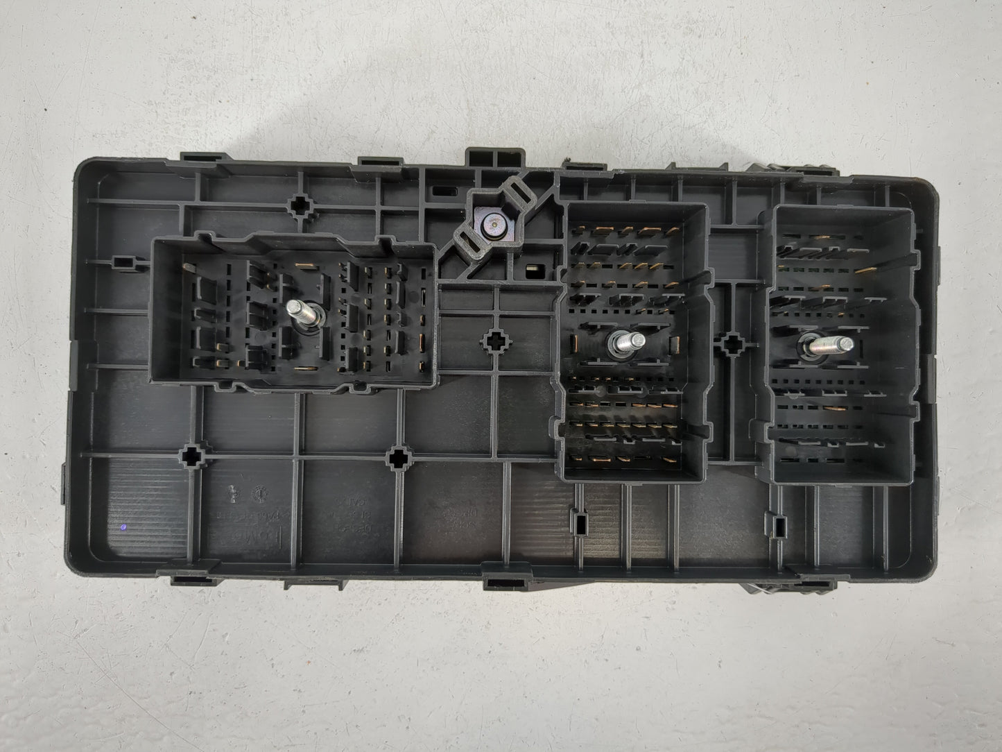 2023 Ford Explorer Fusebox Fuse Box Panel Relay Module P/N:L1MT-14D068 DF Fits OEM Used Auto Parts - Oemusedautoparts1.com