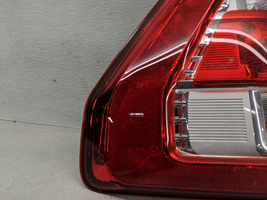 2021-2022 Ford F-150 Tail Light Assembly Passenger Right OEM P/N:ML34-13BB504-AE Fits Fits 2021 2022 OEM Used Auto Parts