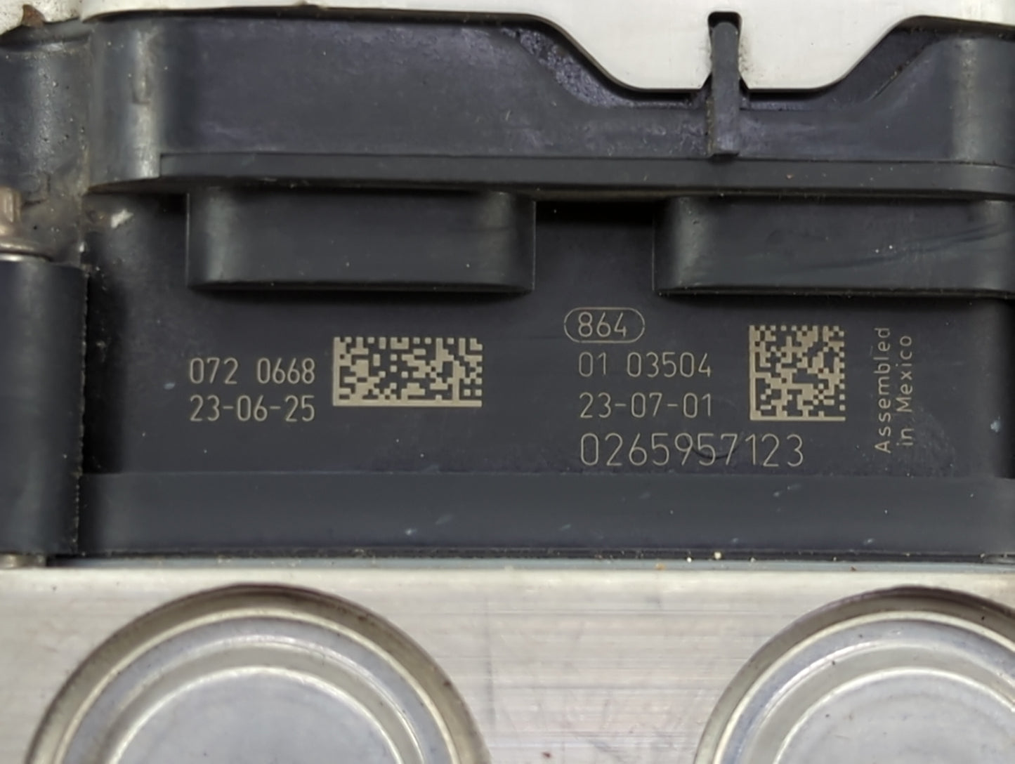 2023 Ford Transit 250 ABS Pump Control Module Replacement P/N:0265957123 0720668, 0103504 Fits OEM Used Auto Parts - Oemused