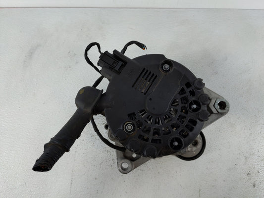 2021-2022 Hyundai Elantra Alternator Replacement Generator Charging Assembly Engine OEM P/N:37300-2J355 Fits Fits 2021 2022 OEM Used Auto Parts