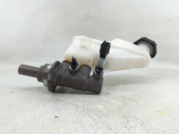 2023 Hyundai Elantra Brake Master Cylinder