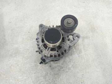 2021-2022 Hyundai Elantra Alternator Replacement Generator Charging Assembly Engine OEM P/N:279496 37300-2J355 Fits Fits 2021 2022 OEM Used Auto Parts