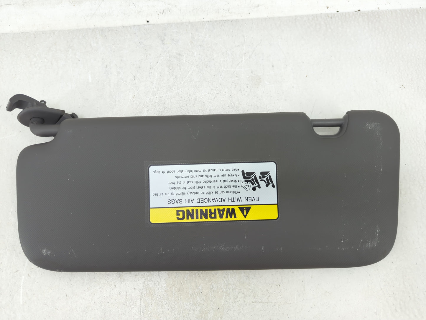 2021-2022 Hyundai Elantra Sun Visor Shade Replacement Driver Left Mirror Fits Fits 2021 2022 OEM Used Auto Parts - Oemusedau