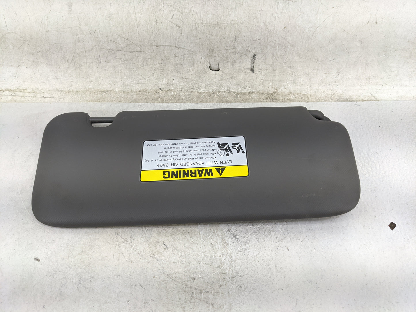 2021-2022 Hyundai Elantra Sun Visor Shade Replacement Driver Left Mirror Fits Fits 2021 2022 OEM Used Auto Parts - Oemusedau
