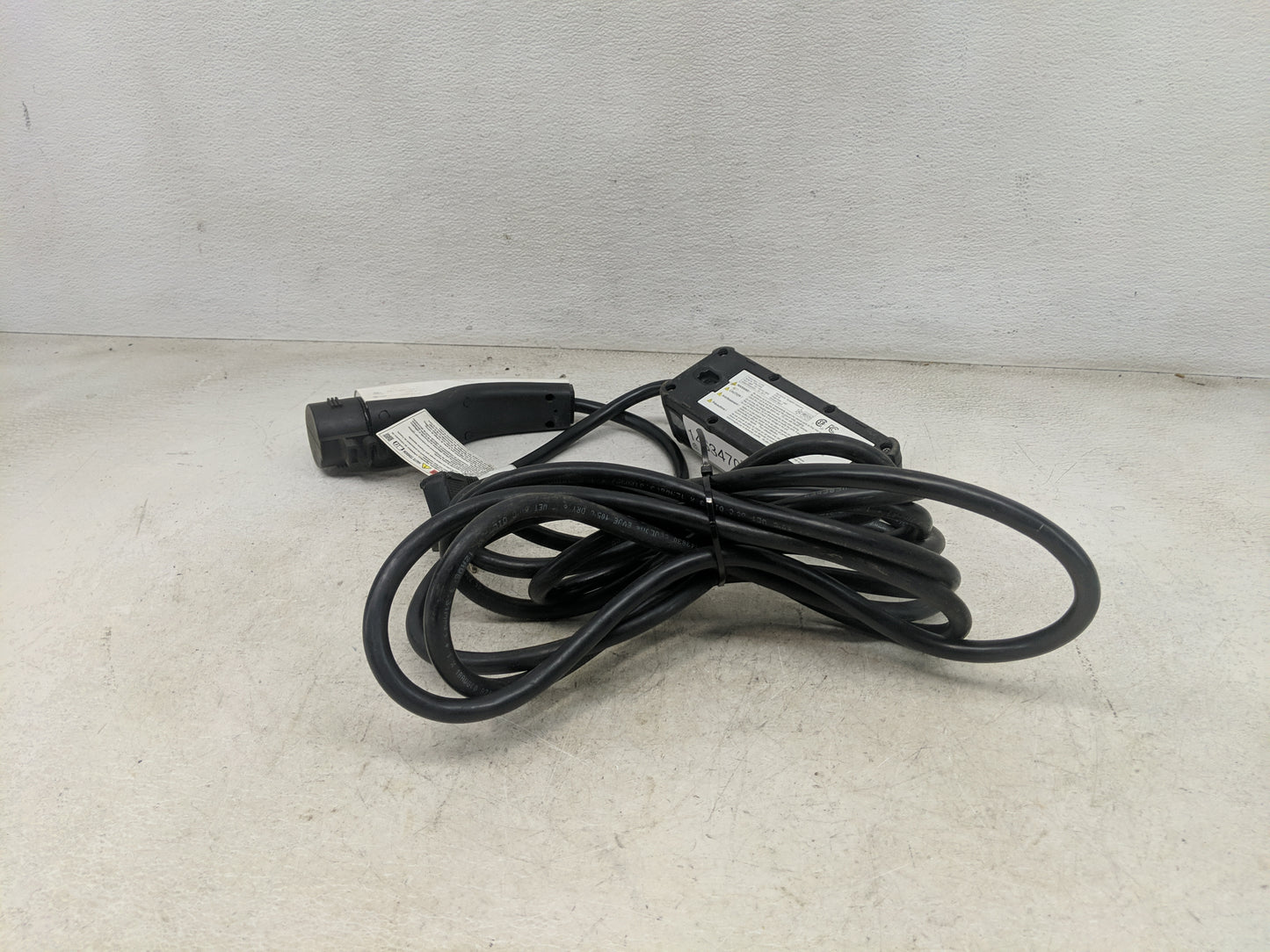 2023 Hyundai Genesis 1463470 - Oemusedautoparts1.com