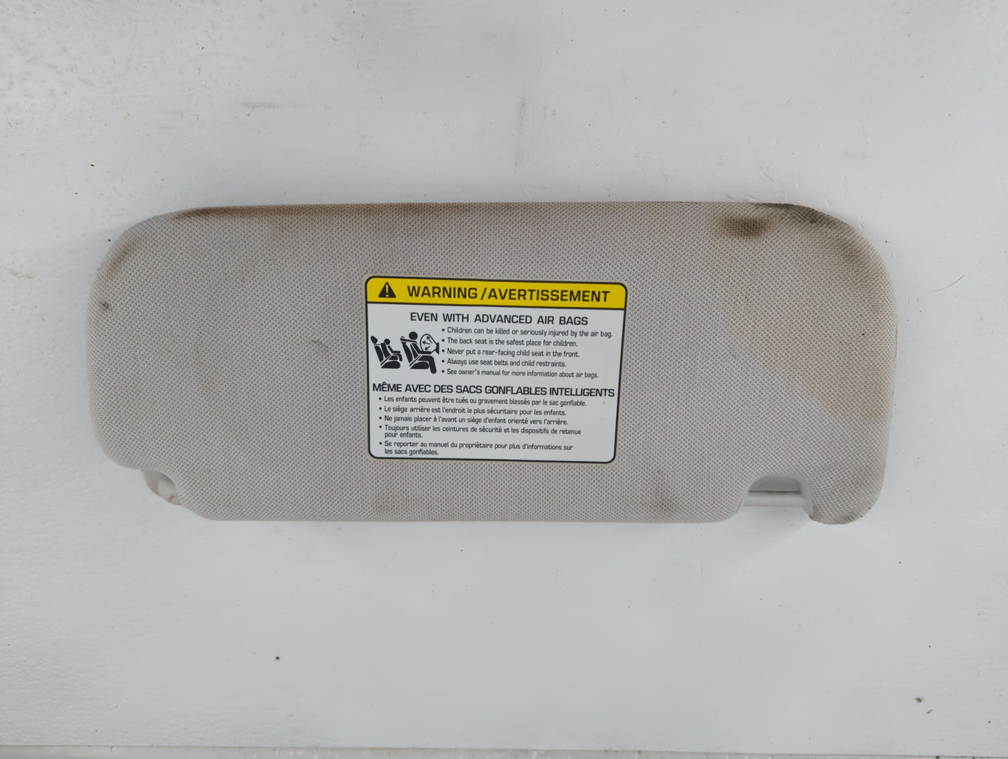 2023 Hyundai Ioniq5 Sun Visor Shade Replacement Driver Left Mirror Fits OEM Used Auto Parts - Oemusedautoparts1.com