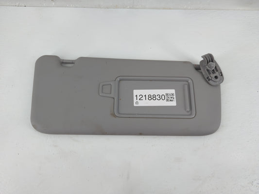 2022 Hyundai Kona Sun Visor Shade Replacement Passenger Right Mirror Fits OEM Used Auto Parts