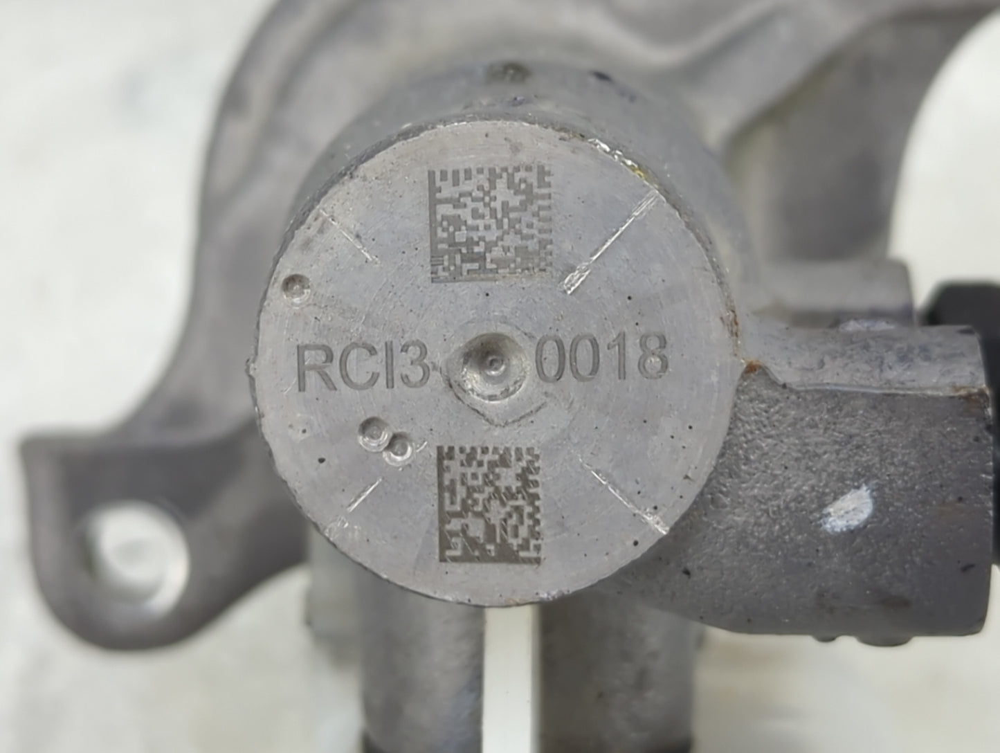 2023 Hyundai Santa Cruz Brake Master Cylinder 1489075 - Oemusedautoparts1.com