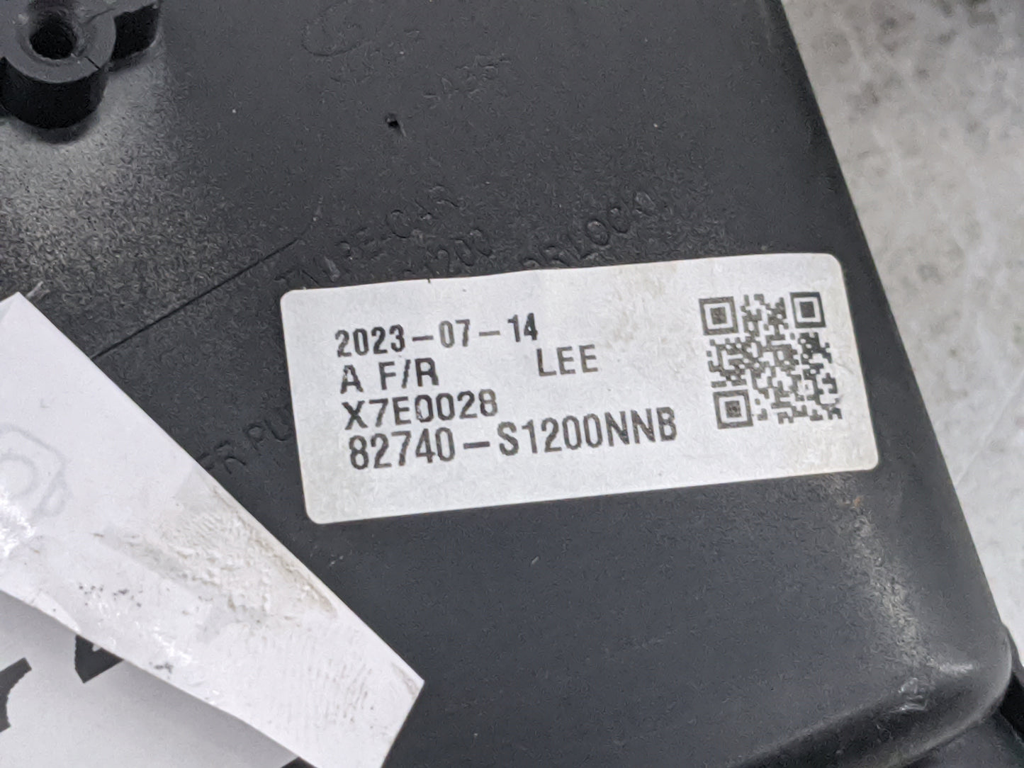 2023 Hyundai Santa Fe Passenger Right Power Window Switch 82740-s1200nnb - Oemusedautoparts1.com