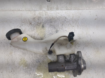 2021-2021 Hyundai Santa Fe Brake Master Cylinder 1496753