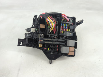 2020-2023 Hyundai Sonata Fusebox Fuse Box Panel Relay Module P/N:91955-L0552 Fits Fits 2020 2021 2022 2023 OEM Used Auto Parts